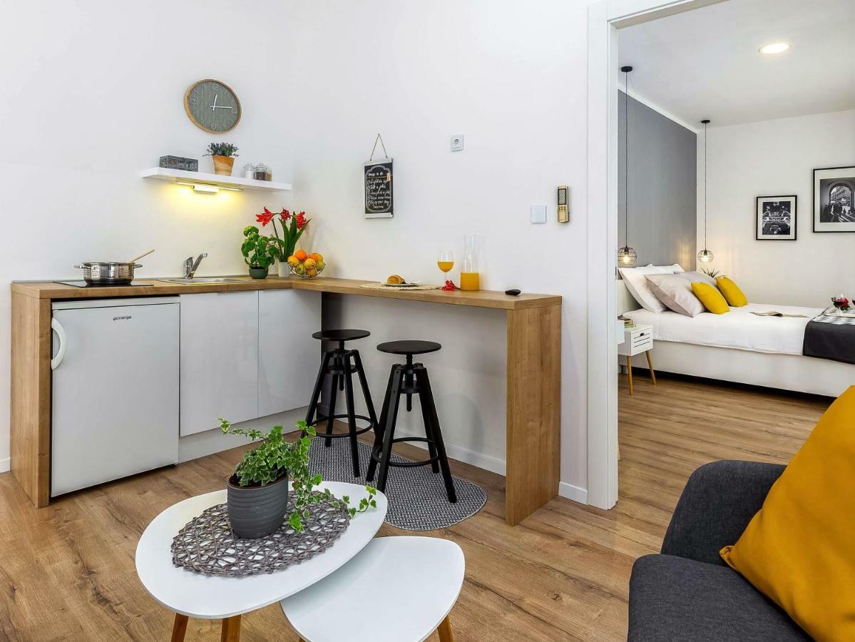 Rijeka Apartments Terra I & II Bagian luar foto