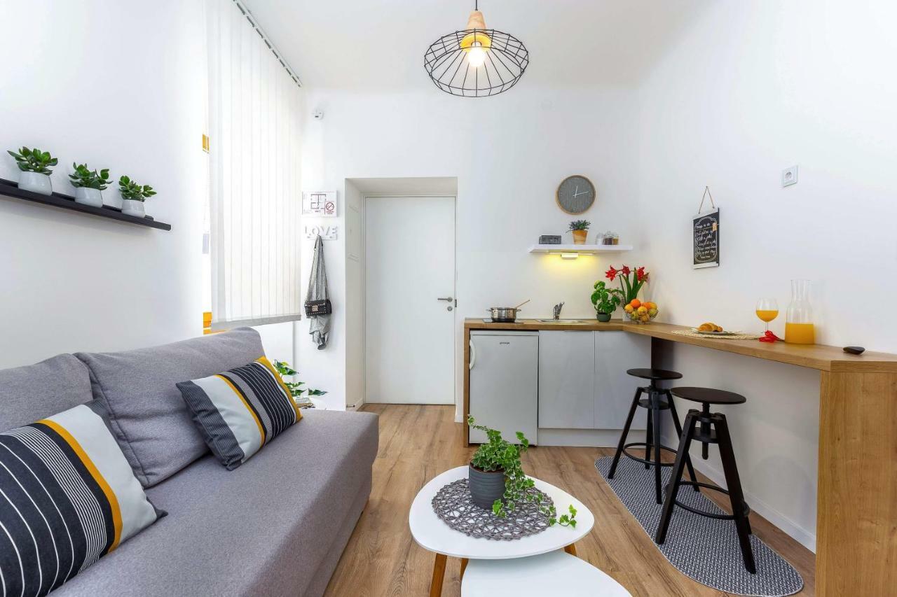 Rijeka Apartments Terra I & II Bagian luar foto
